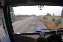 【234款】印度大巴公交车小路超车过弯奥德彪飙短视频素材